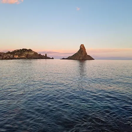 Luxury Historic With Heated Pool Near Catania, Taormina, The Sea And Mount Etna