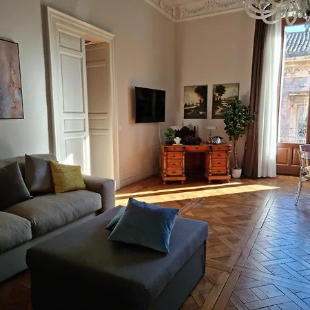 Luxury Historic With Heated Pool Near Catania, Taormina, The Sea And Mount Etna Holiday home Giarre